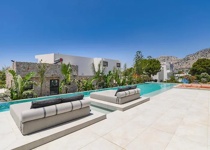 Pefkos Shore By Villa *